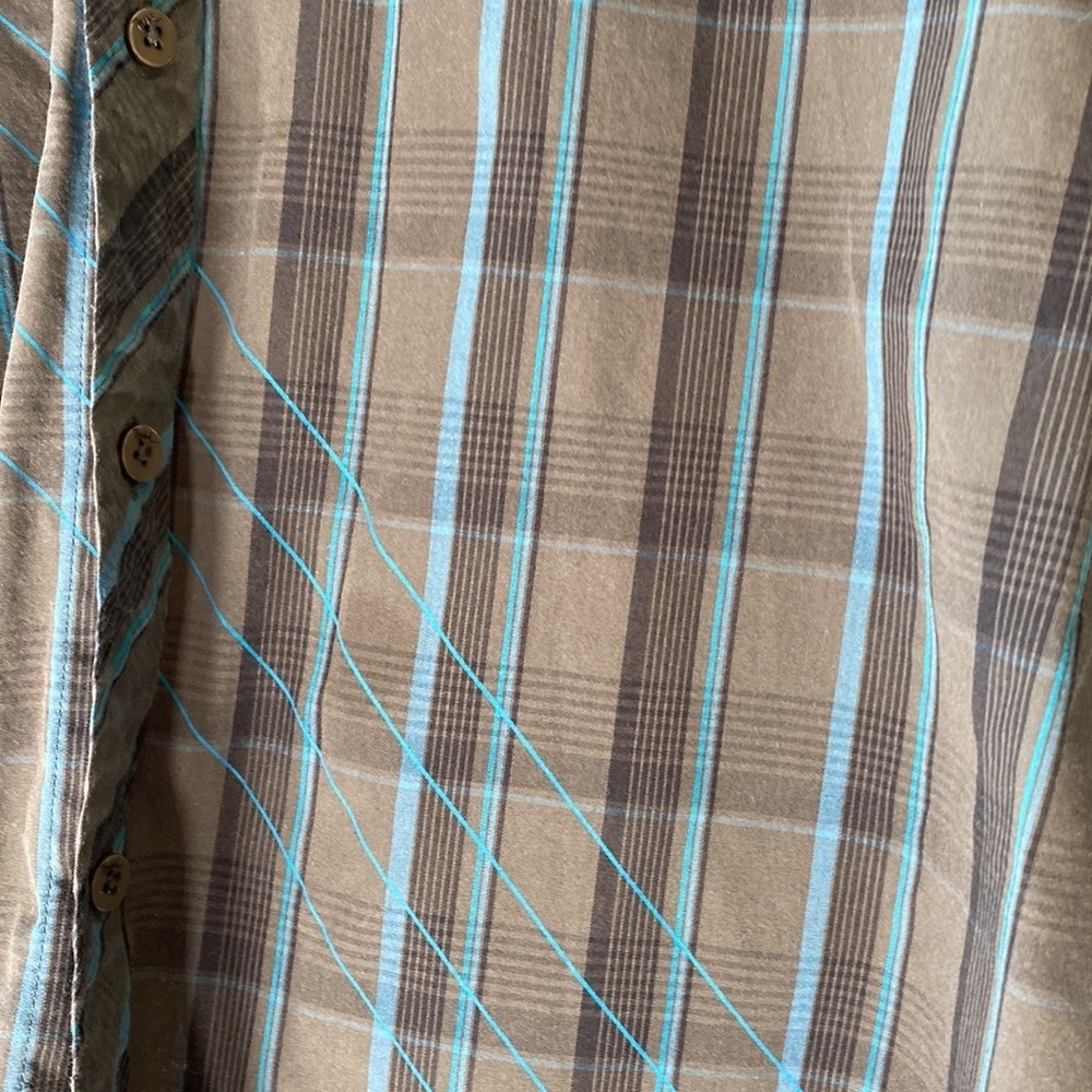 Mens hawk button up shirt​​​ - Picture 2 of 8